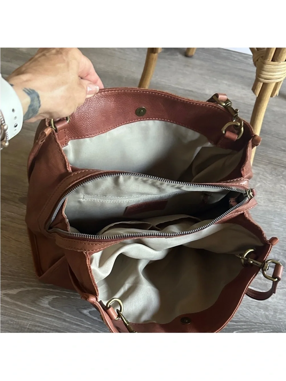 American Heritage Cognac Leather Shoulder Bag